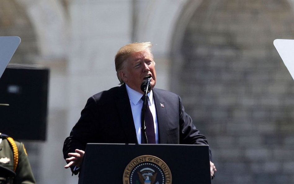 Trump uderza w Huawei. Podpisał zarządzenie