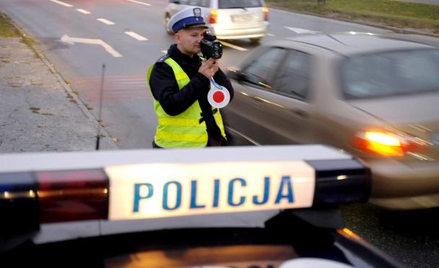 Za zbyt szybką jazdę można stracić uprawnienia i powtórnie zdawać egzamin
