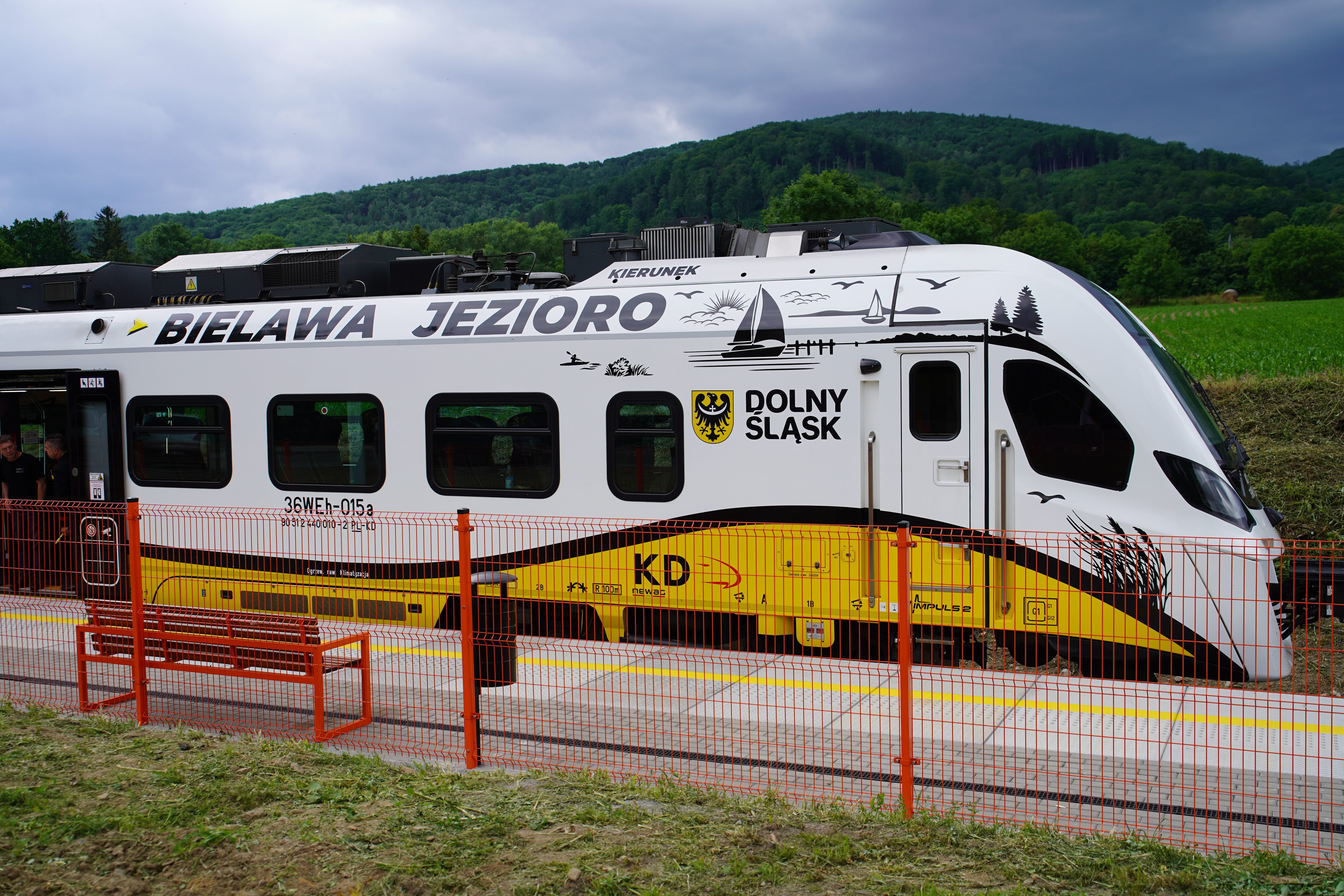 Dolny Śląsk rozbudowuje linie kolejowe i drogi