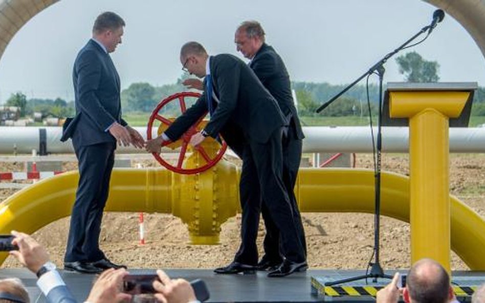 Premierzy Słowacji i Ukrainy otwierają stację gazową Veľké Kapušany. Rewers to jednak niewiele dla u