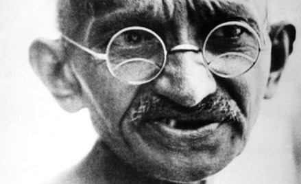 Indie: Skradziono prochy Gandhiego. "Haniebny czyn"