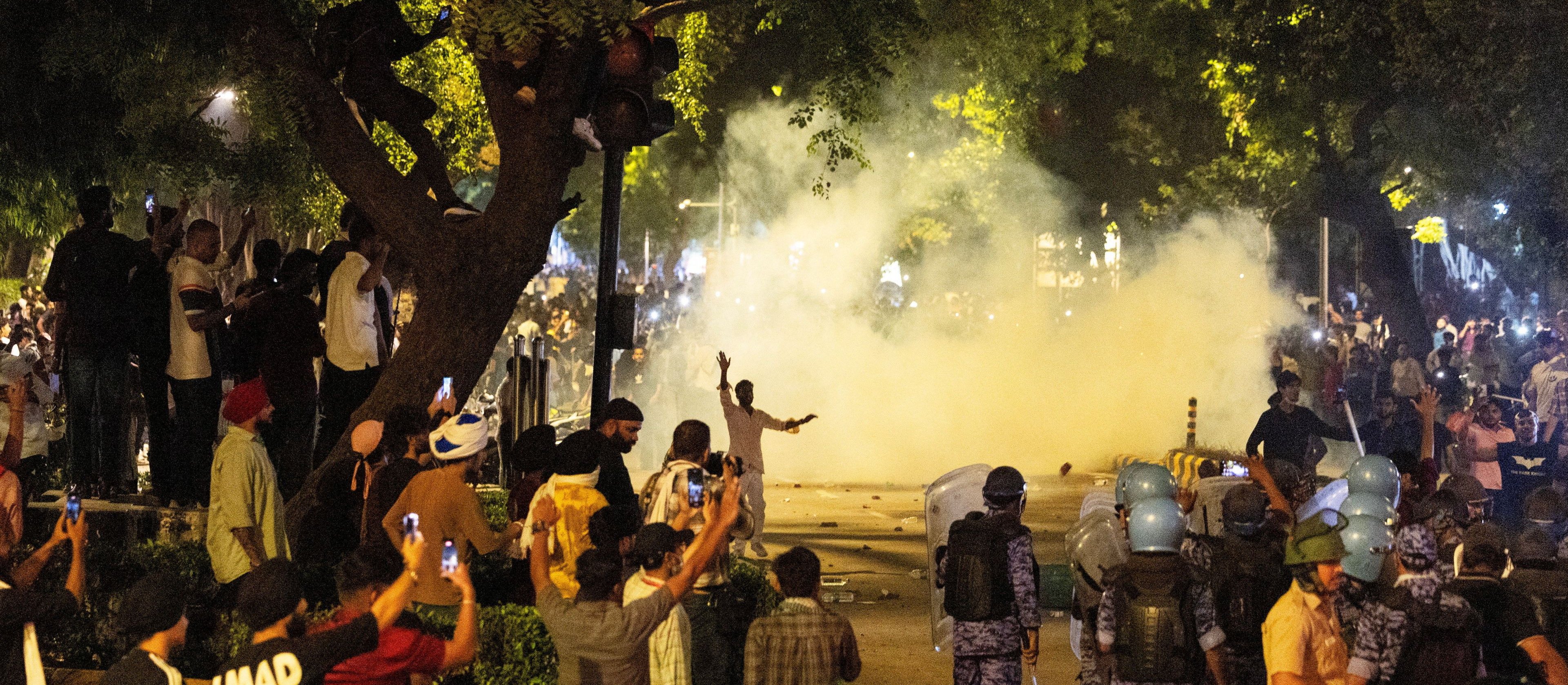 Starcia na ulicach Delhi. Protesty „karaluchów” nie ustają