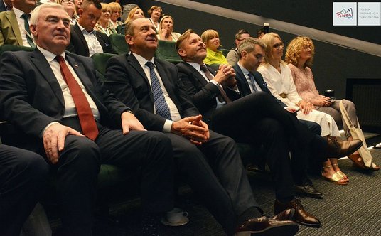 W konferencji wzięli udział między innymi (od lewej) marszałek województwa świętokrzyskiego Andrzej 