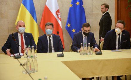 Premier Mateusz Morawiecki, szef Kancelarii Prezesa Rady Ministrów Michał Dworczyk, sektretarz stanu