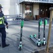 Mimo zakazów osoby korzystające z hulajnóg i rowerów elektrycznych nie zawsze stosują się do obowiąz