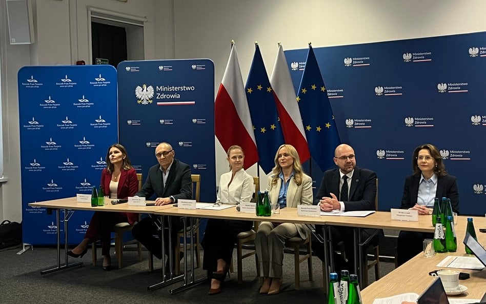 Nowelizacja ustawy zakłada stworzenie osobnej kategorii „praktyk pseudomedycznych”. Chodzi m.in. o u