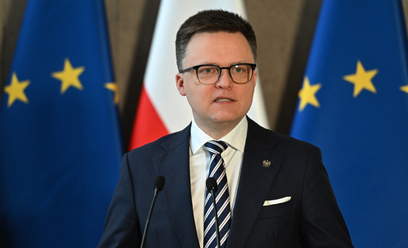 Marszałek Sejmu Szymon Hołownia na briefingu prasowym w Sejmie.