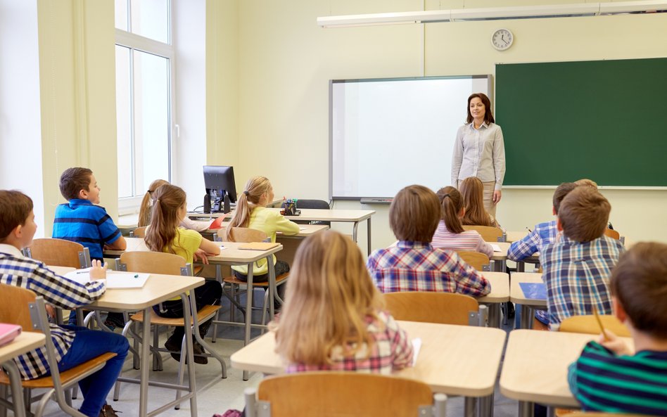 Związek Nauczycielstwa Polskiego ma obawy o miejsca pracy dla nauczycieli