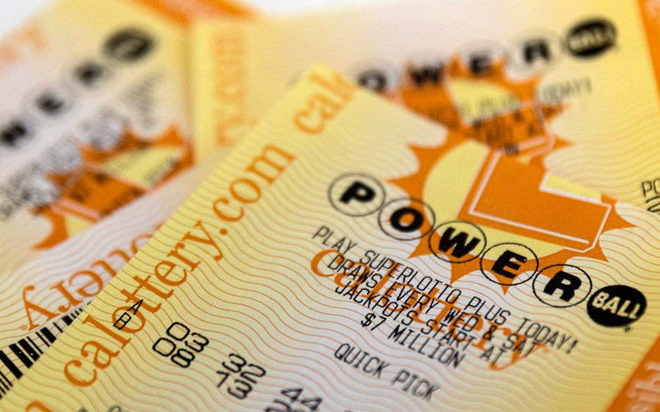 Pula amerykańskiej loterii Powerball wzrosła do 685 milionów dolarów