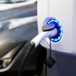 Obowiązek instalacji punktów ładowania pojazdów elektrycznych w budynkach
