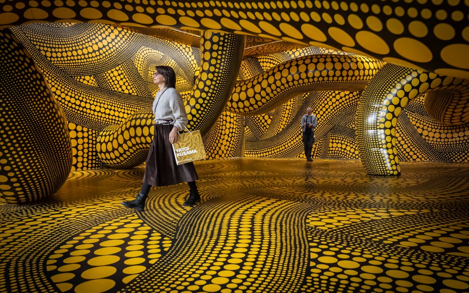 Wystawa japońskiej artystki Yayoi Kusamy w muzeum sztuki Fundacja Beyeler w Riehen w Szwajcarii. Mot