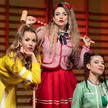 Tytułowe bohaterki musicalu „Heathers” w Teatrze Syrena