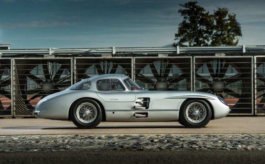 Mercedes 300 SLR Uhlenhaut Coupe
