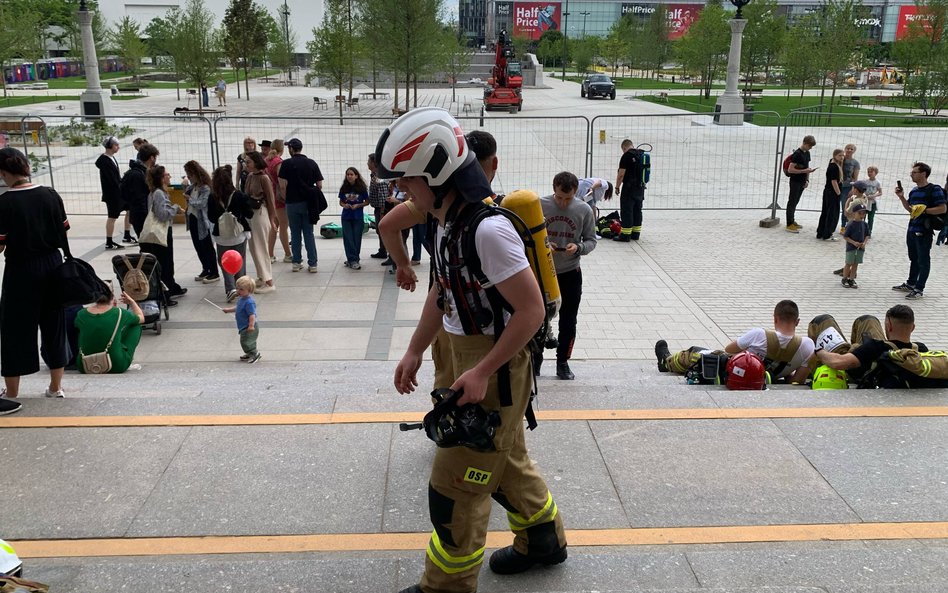 W wydarzeniu rywalizowali przedstawiciele służb mundurowych