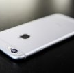 iPhone 8 ma mieć plastikowe, zakrzywione ekrany od Samsunga
