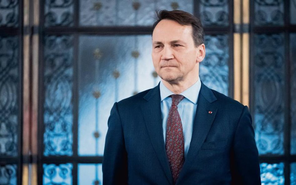 Radosław Sikorski: Ukraińcy walczą o to, czego my nie szanujemy