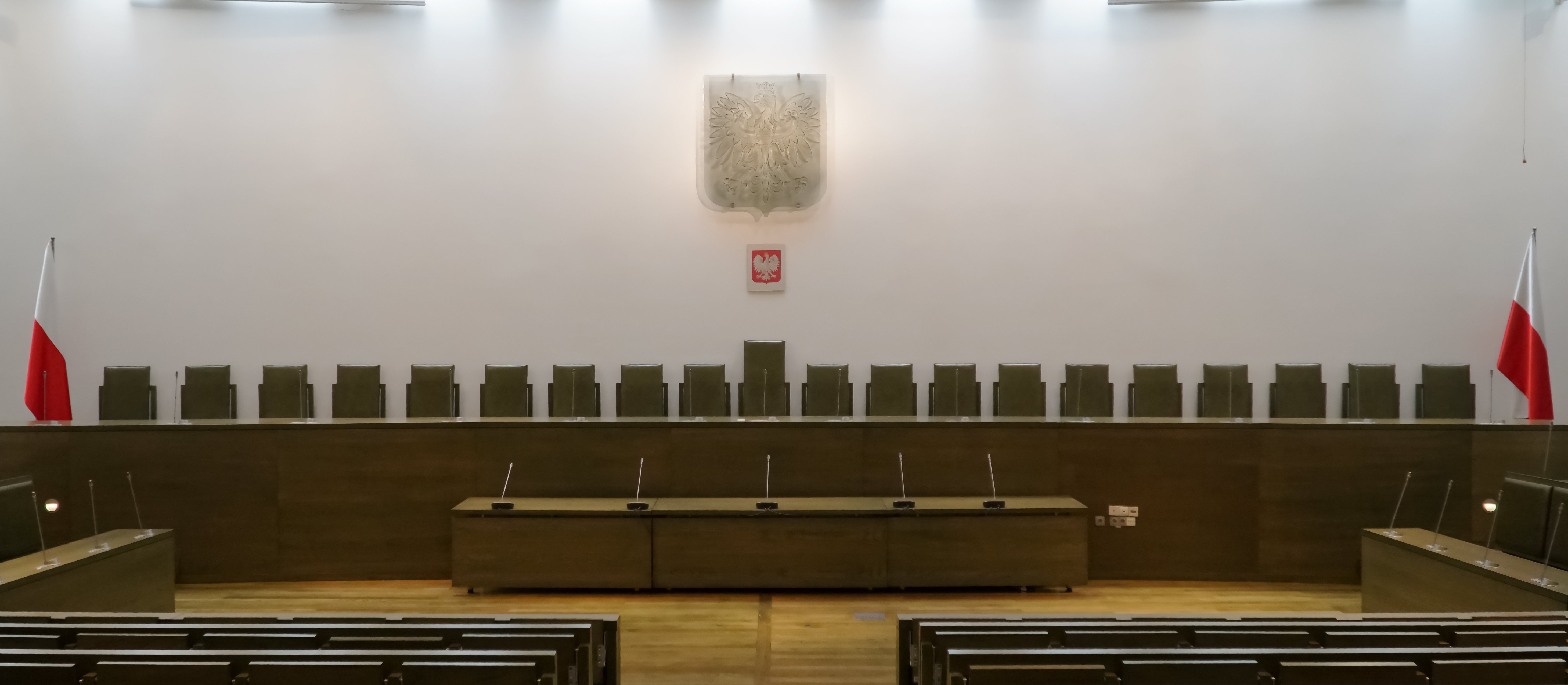 Kolejny skład Sądu Najwyższego poczeka na wyrok TSUE o sankcji kredytu darmowego