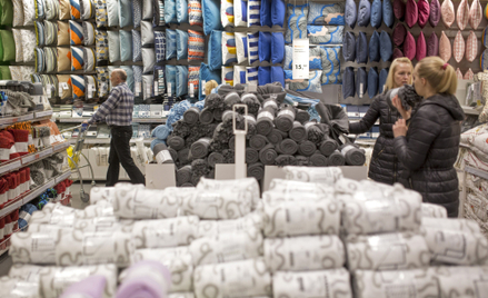 IKEA przeznaczy pół miliarda złotych na obniżki cen połowy produktów