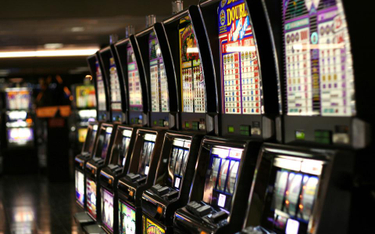 Monopol na hazard poza kasynami źle oceniany