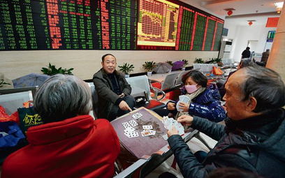 Chiński rynek akcji często był w ostatnich miesiącach porównywany do kasyna. Przynosił jednak graczo