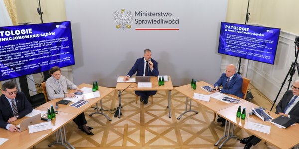 Nieskodyfikowane komisje kodyfikacyjne? Jerzy Pisuliński: Problemem niska kultura prawna