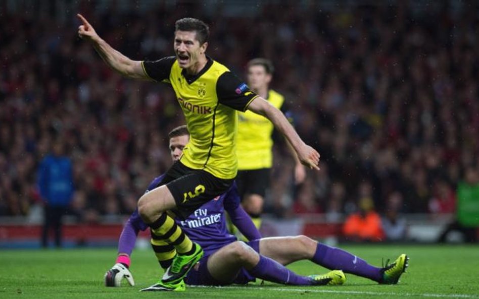 Robert Lewandowski w pierwszym meczu z Arsenalem w Londynie zdobył dla Borussii zwycięskiego gola.
