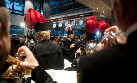 W poniedziałek, po dwuletnim lock-upie, do obrotu na warszawskiej giełdzie wejdzie 17,1 mln akcji pr