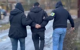 Do zatrzymania doszło na terenie warszawskiego Wawra. W trakcie przeszukania policjanci odnaleźli me