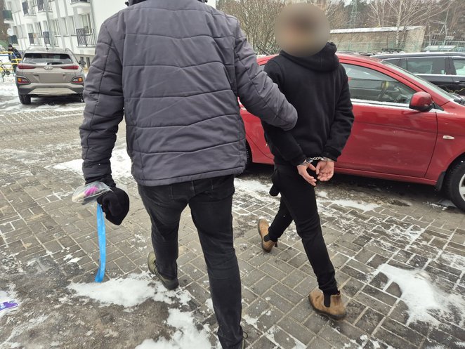 Mężczyźni odpowiedzą za rozbój z użyciem niebezpiecznego narzędzia.