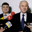 Minister energii Krzysztof Tchórzewski (P) i sekretarz stanu w ME, pełnomocnik rządu ds. restruktury