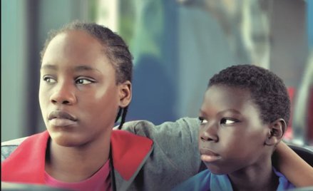 Mbundu Joelys i Pablo Schils, wspaniali aktorzy amatorzy w filmie braci Dardenne