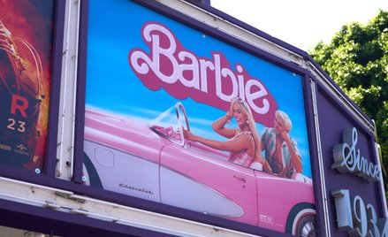 Hype na Barbie powrócił przy okazji niedawnej premiery bijącego już rekordy frekwencyjne filmu