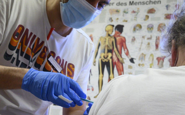 W Niemczech ponad 150 firm i marek, w tym turystycznych, włączyło się do akcji promującej szczepieni