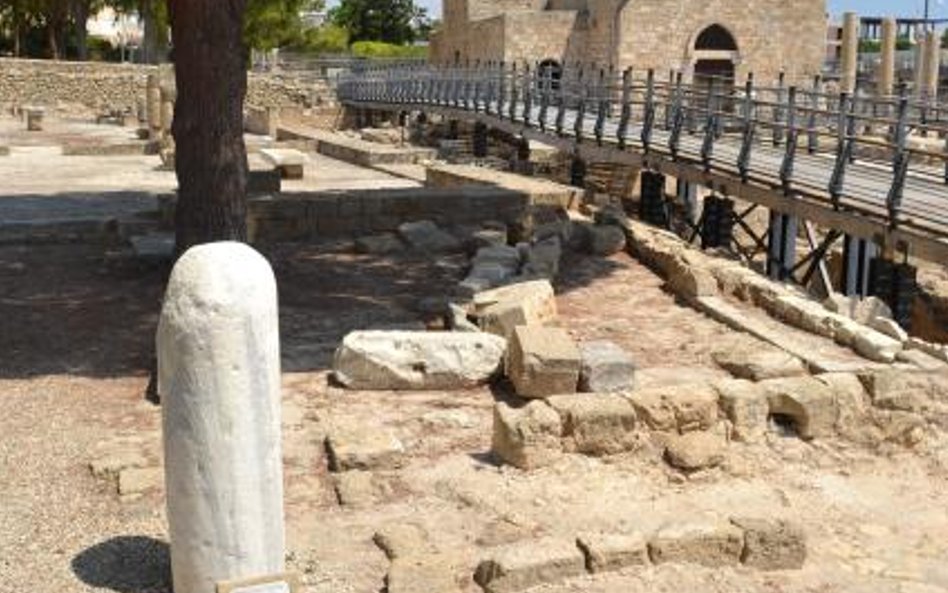 Pręgierz, przy którym miano biczować św. Pawła