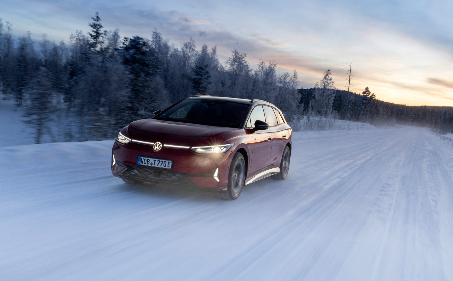 Zima obnaża auta elektryczne. Test ADAC weryfikuje obietnice zasięgu