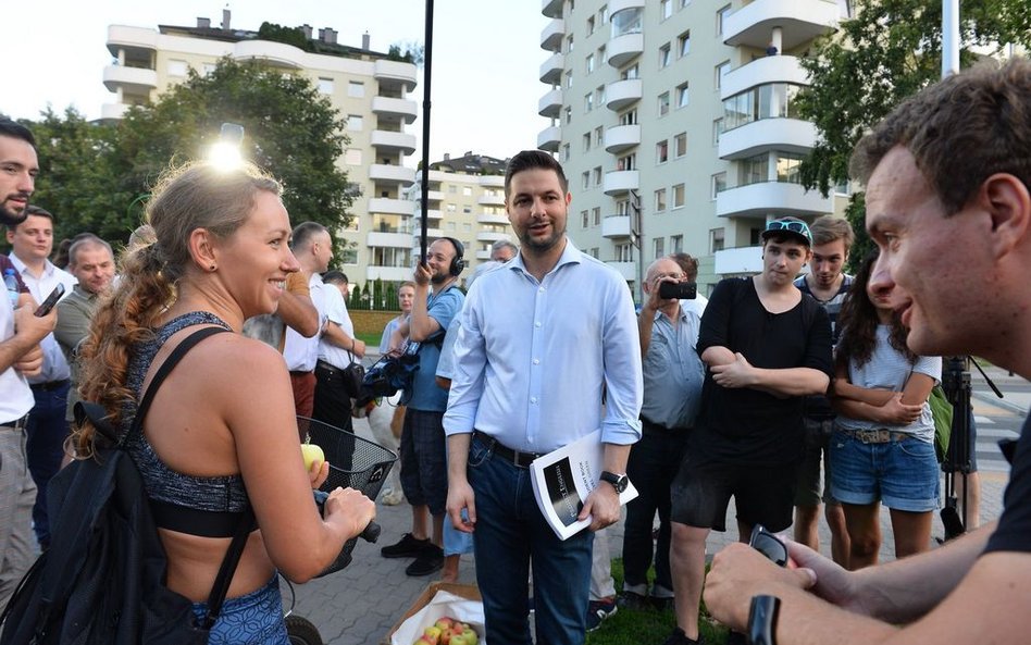 Patryk Jaki leci do Sofii. Porówna polskie i bułgarskie metro