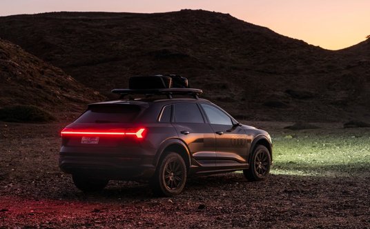 Audi Q8 E-Tron Edition Dakar