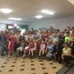 Uczestnicy turnusu rehabilitacyjnego w Firleju zaprezentowali Pierre’owi Moustialowi efekty nowych z