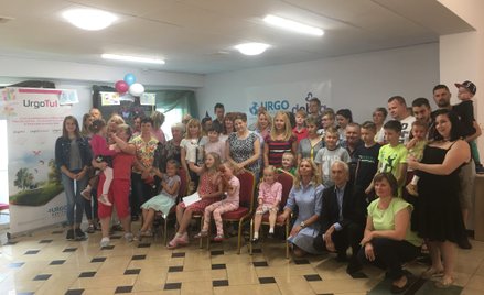 Uczestnicy turnusu rehabilitacyjnego w Firleju zaprezentowali Pierre’owi Moustialowi efekty nowych z