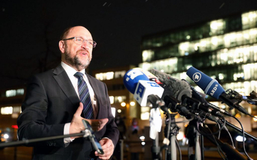 Niepewny los Martina Schulza