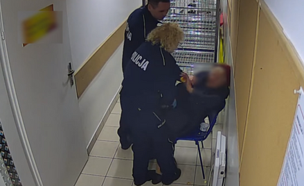 Wrocław: Pobili staruszkę. Wyrzuceni z policji
