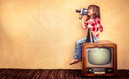 Dobro dzieci a emisja programów i reklam telewizyjnych z ich udziałem