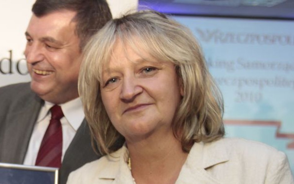 Barbara Dziwisz w 2010 roku, na rozdaniu nagród w Rankingu Gmin "Rzeczpospolitej".