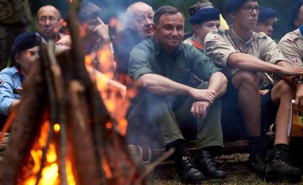 Decyzję prezydenta Andrzeja Dudy o zawetowaniu ustaw popiera 78 proc. ankietowanych przez IBRiS