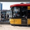 Gorąco zatrzymuje Polskę. Kolej, tramwaje i drogi coraz częściej zawodzą