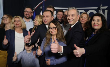 Robert Biedroń (Lewica) próbuje łączyć historię osobistą z polityką
