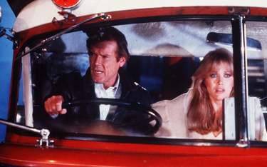 Roger Moore oczami dziewczyny Bonda