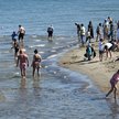 Na sopockiej plaży pierwsi turyści pojawili się już w weekend majowy
