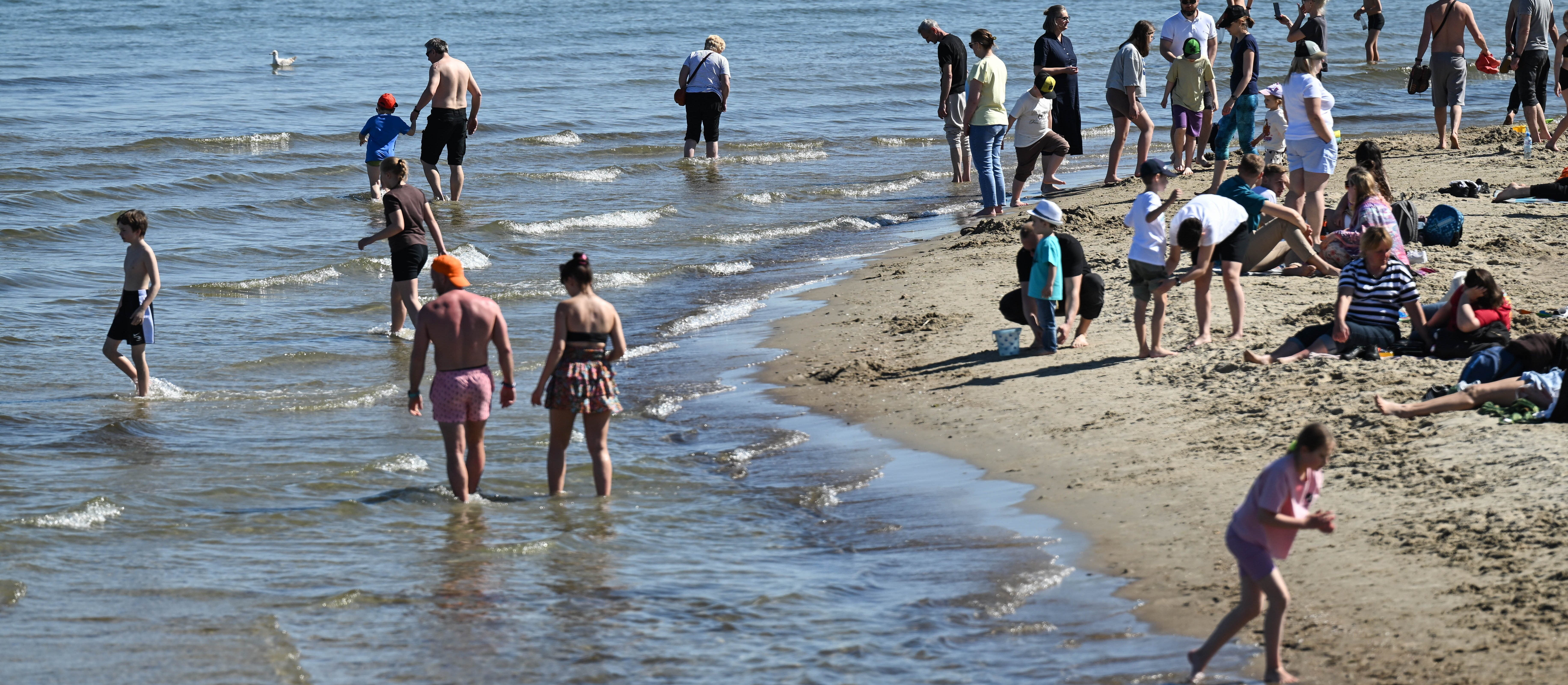 Pomorskie - sezon kąpielowy nad morzem coraz bliżej. Sopot zacznie jako pierwszy
