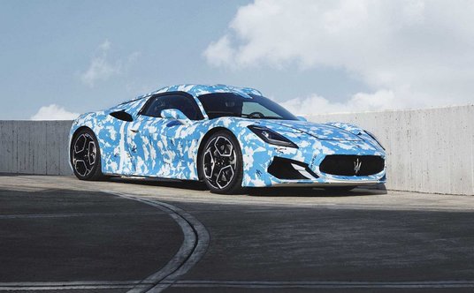 Maserati MC20 Carbrio